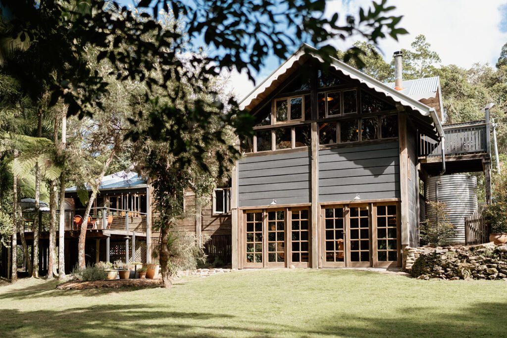 Elm House – Rainforest Wedding Venue Near Brisbane. Brisbane wedding photographer